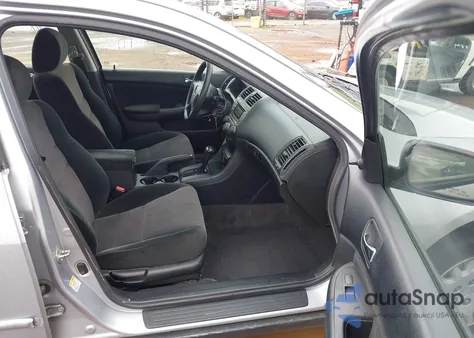 2005 Honda Accord 2.4 Dx/Dx Vp из США, поврежденный, VIN 1HGCM56145A188488